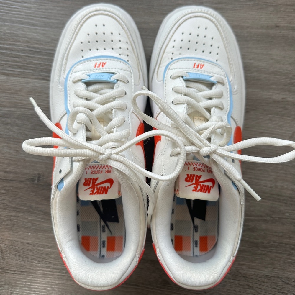 Women’s Nike Air Force 1 low shadow! - Picture 2 of 9